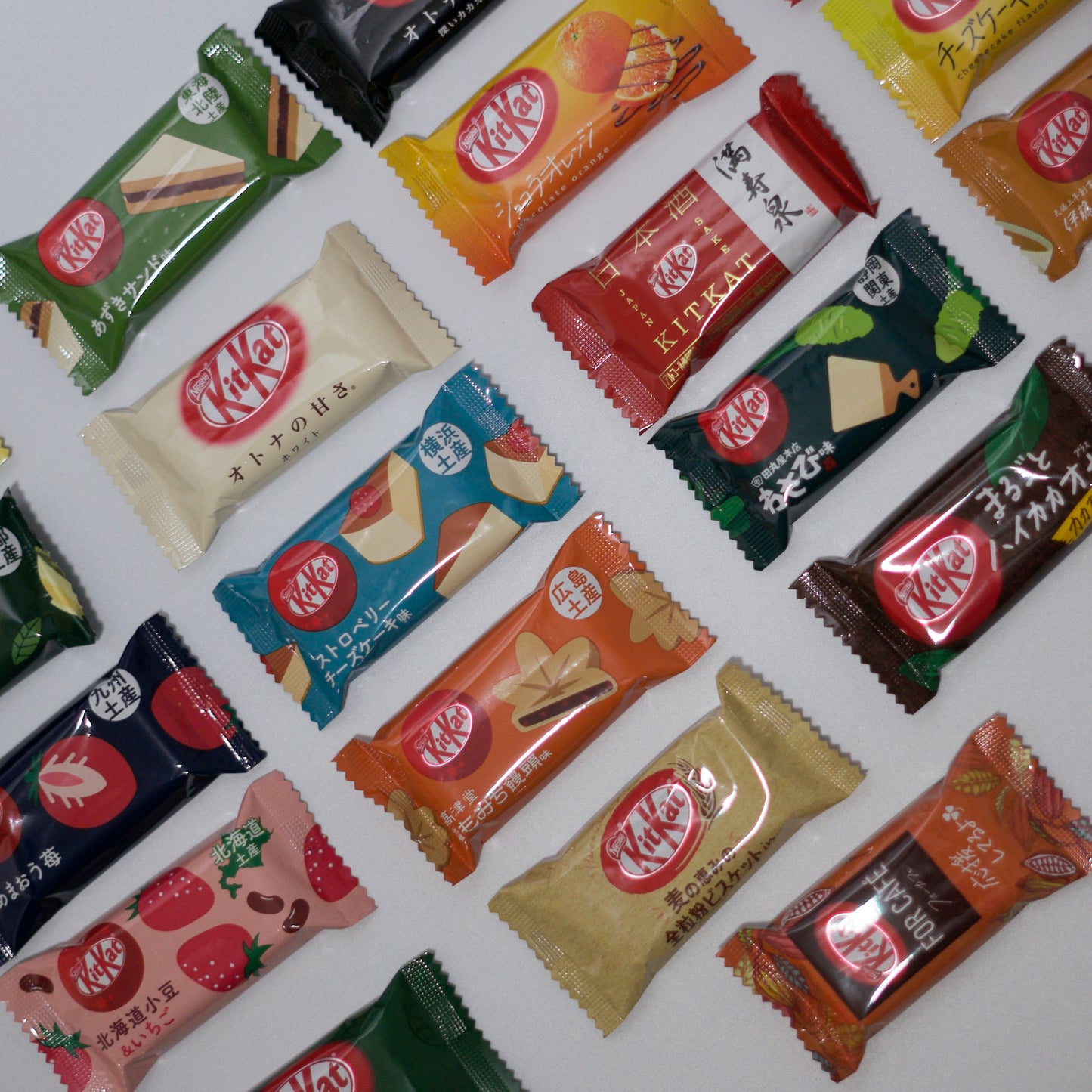 Expired - Nestle Japanese KitKat Variety Party Box Mini Bars 21 Flavours (63 Pcs)